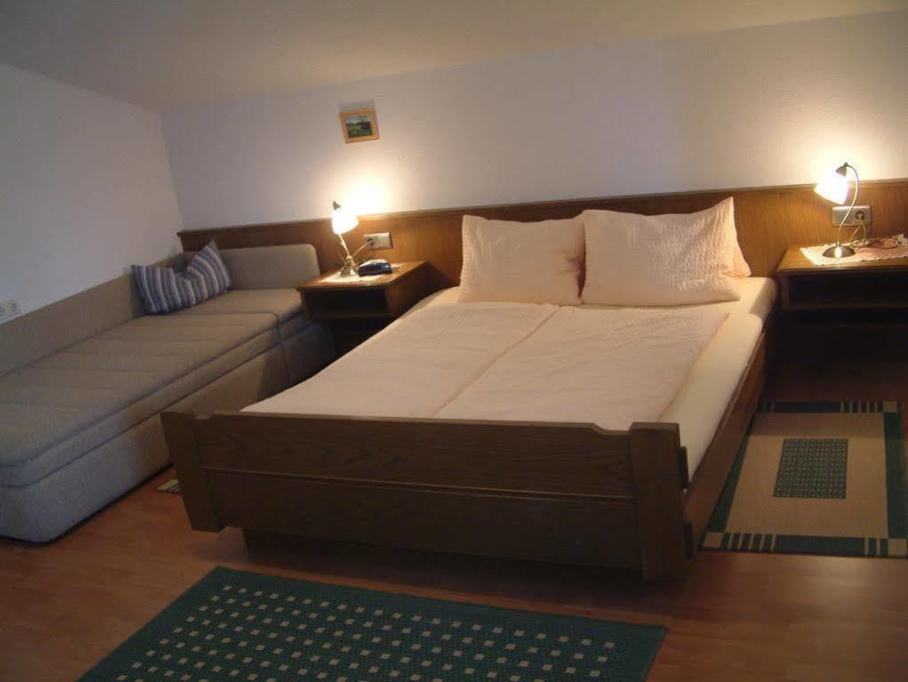 Appartementhaus Bergland Obsteig Extérieur photo